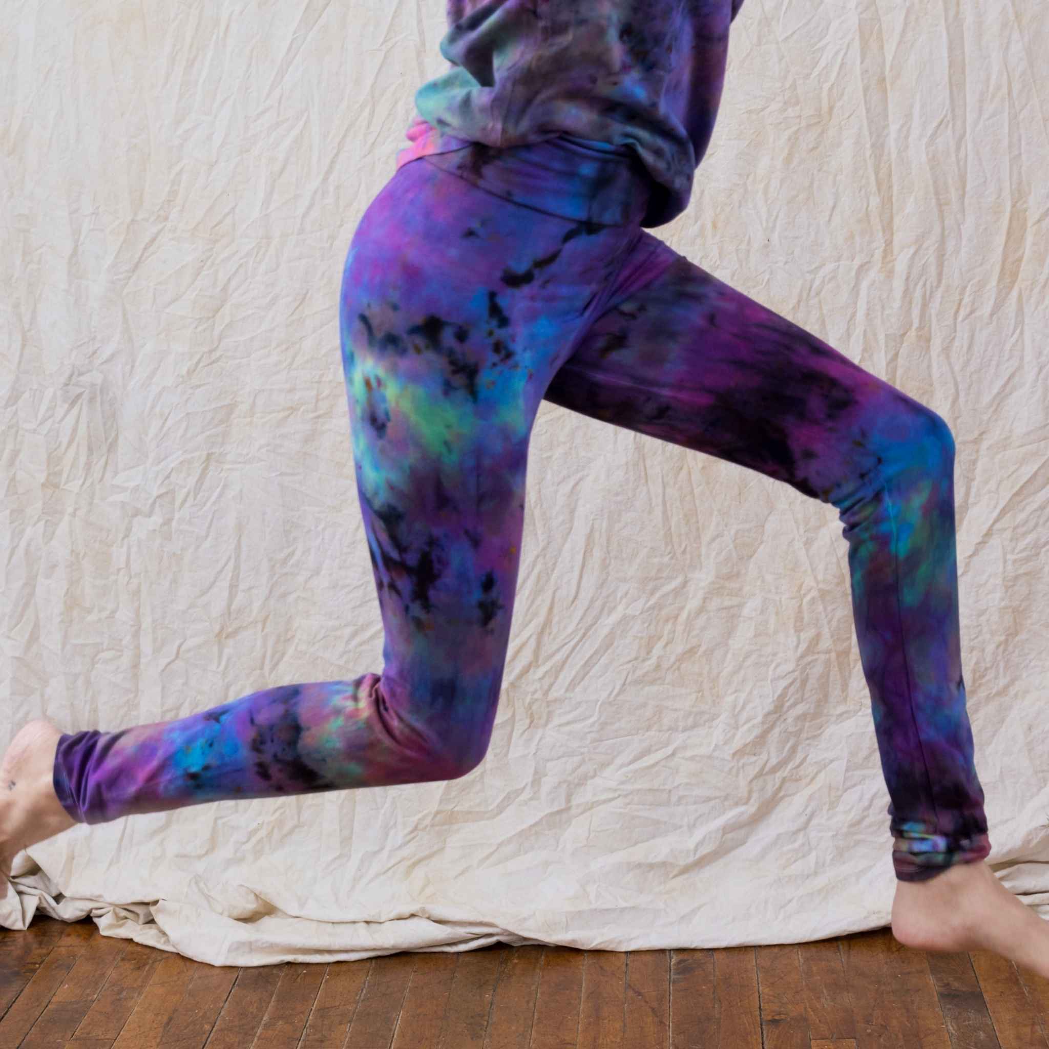 Psychedelic rainbow cotton organic yoga leggings soft breathable