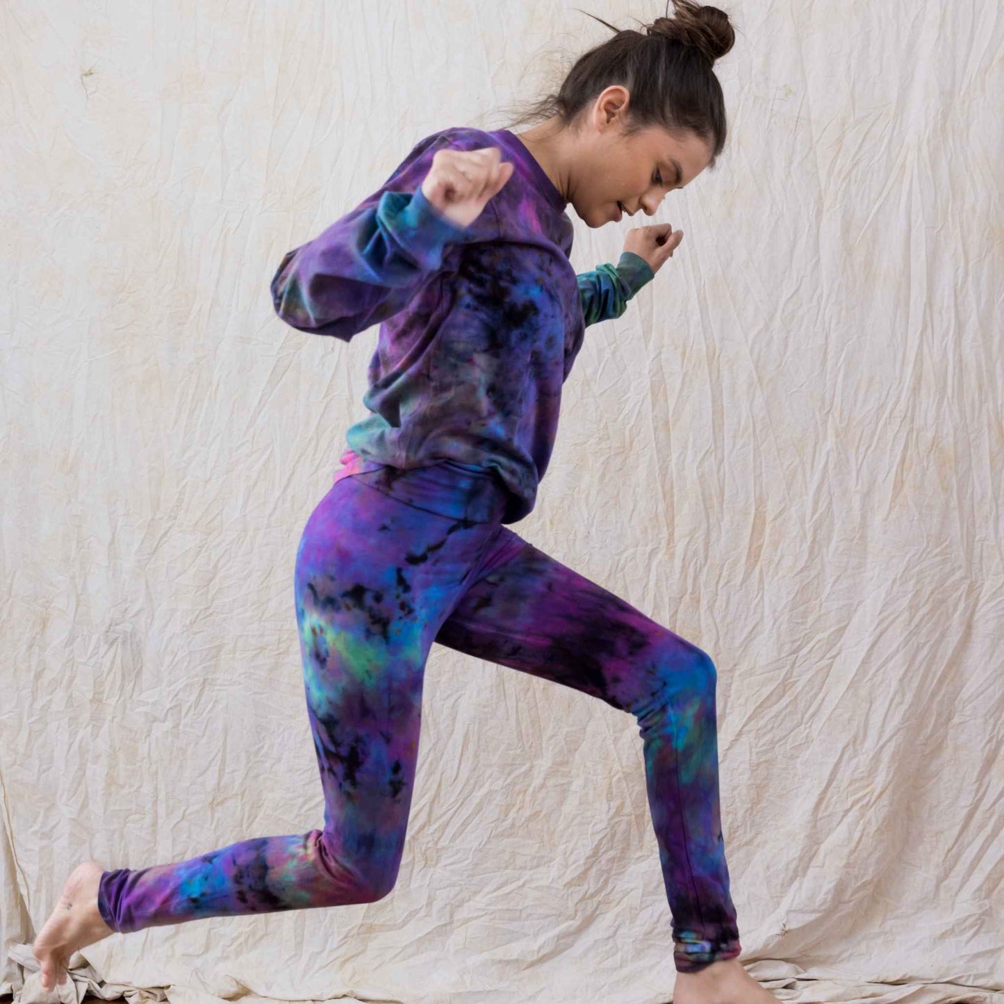 Psychedelic rainbow cotton organic yoga leggings soft breathable natur –  Masha Apparel